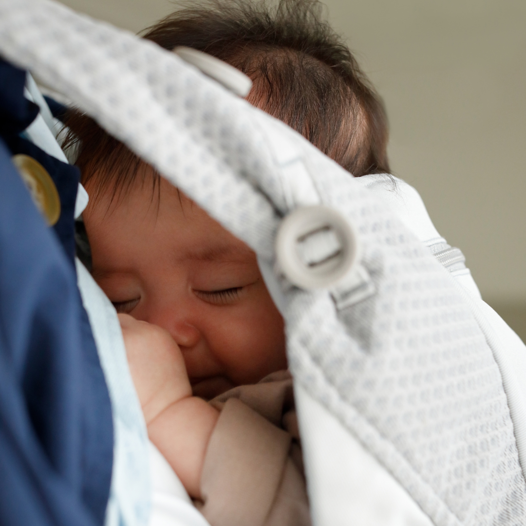 きっと、もっとずっと抱っこしたくなる！ 「抱っこ」がもたらす効果と抱っこ紐の役割