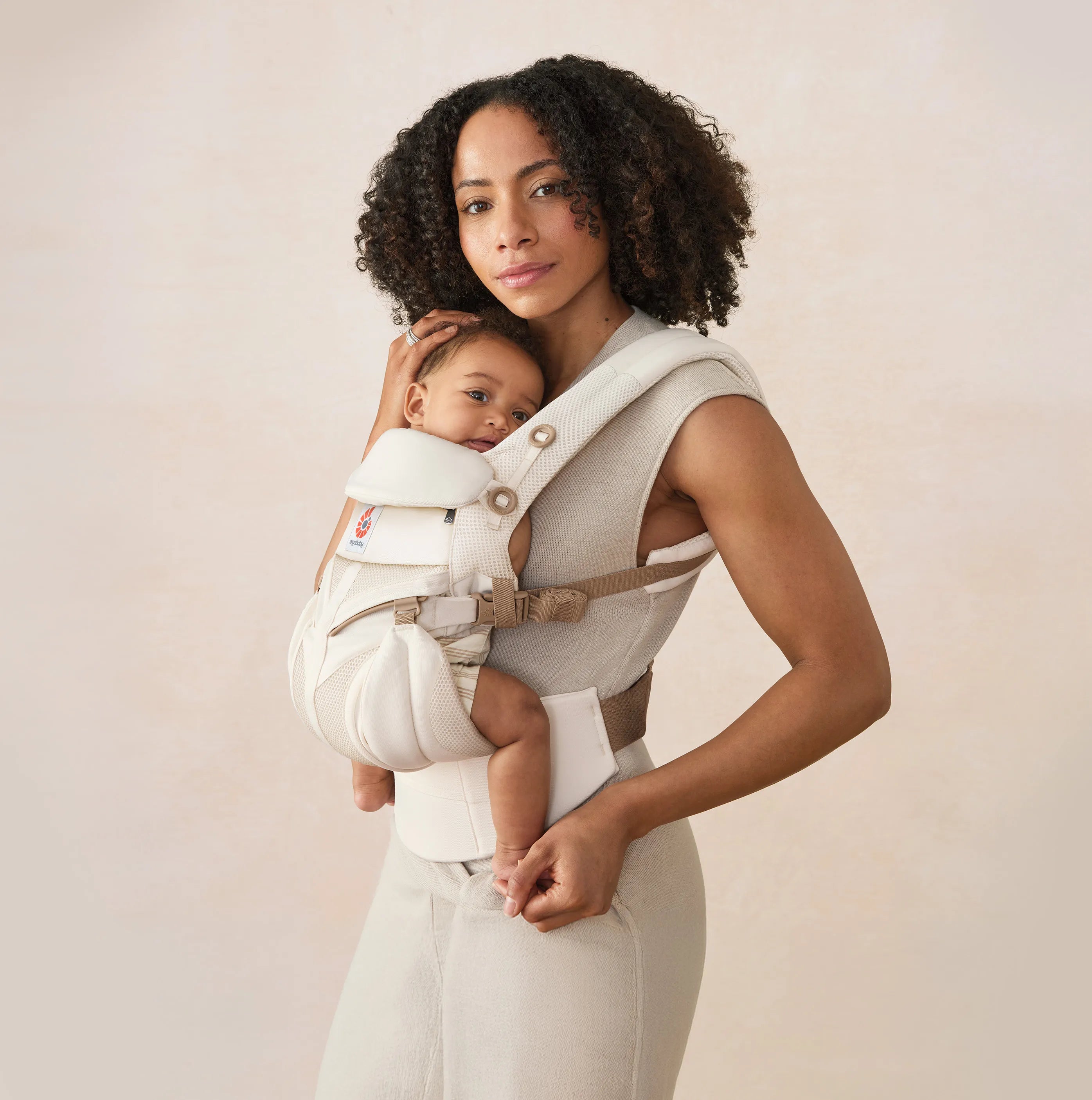 Ergobaby OMNI Classic オムニクラシック ナチュラルベージュ エルゴベビー OMNI Classic (オムニクラシック) – エルゴベビー